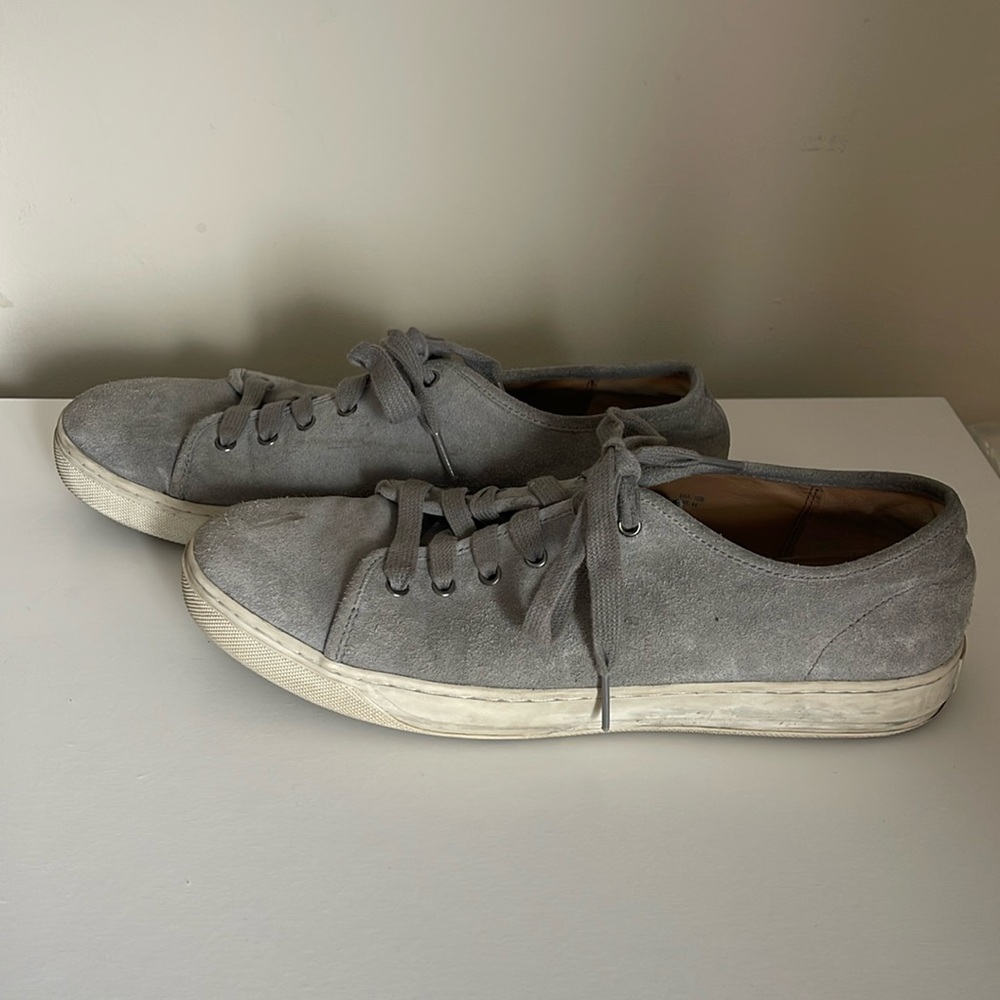 VINCE Men’s Grey Suede Sneakers Shoes Low Top Gray Lace Up US 10 EUR 44